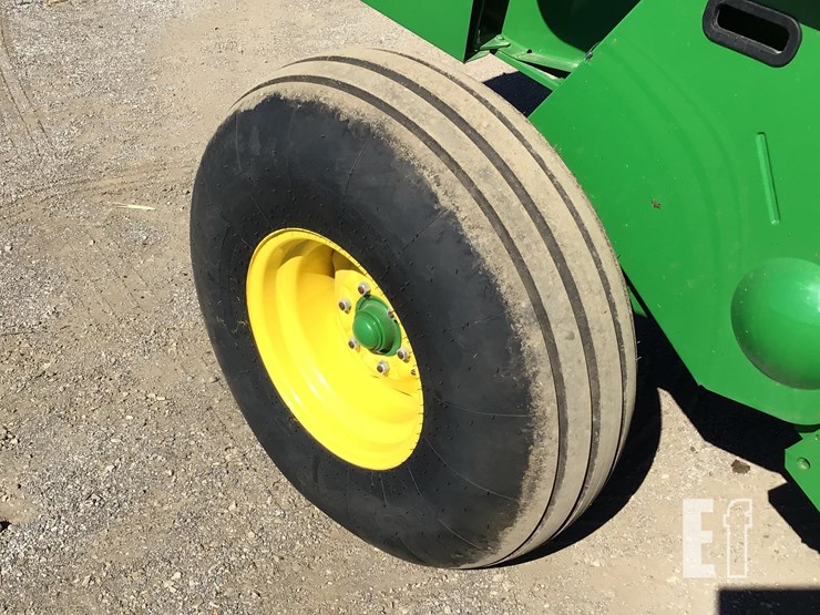 2023-john-deere-451m-image-12