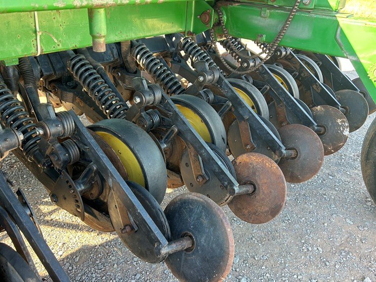 john-deere-750-image-7