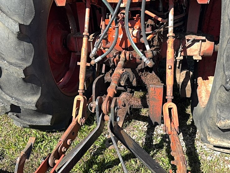 case-970-front-end-loader-&-8-foot-heavy-duty-box-blade-&-hay-spear-image-19