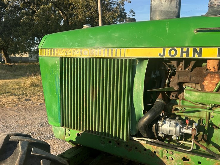 1980-john-deere-4440-image-31