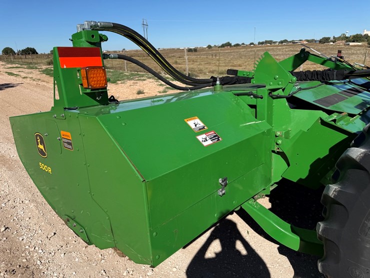 2019-john-deere-w235-image-17