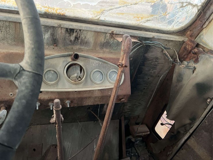 fwd-dump-truck-image-19