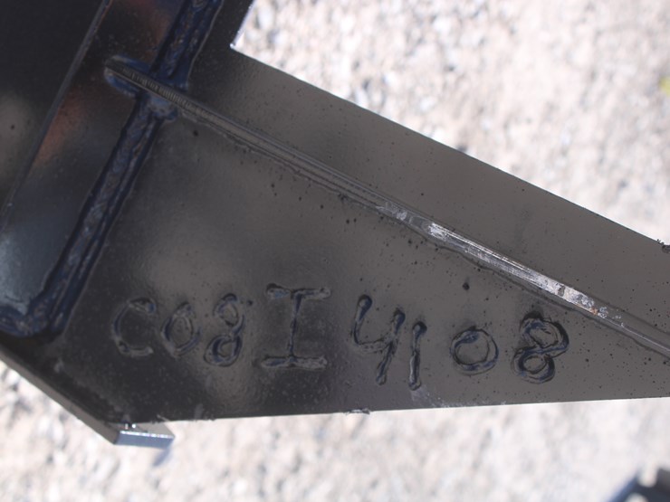 #4084-•-48-inch-skid-steer-quick-attach-frame-with-42-inch-pallet-forks-image-5