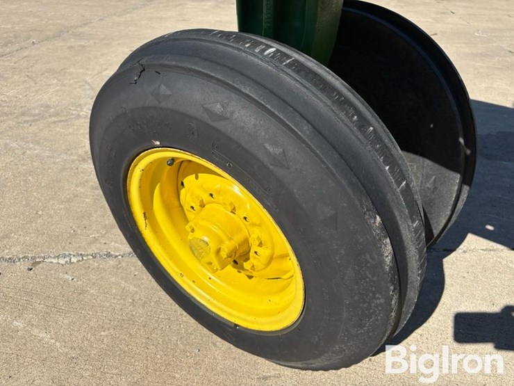 1961-john-deere-3010-image-11