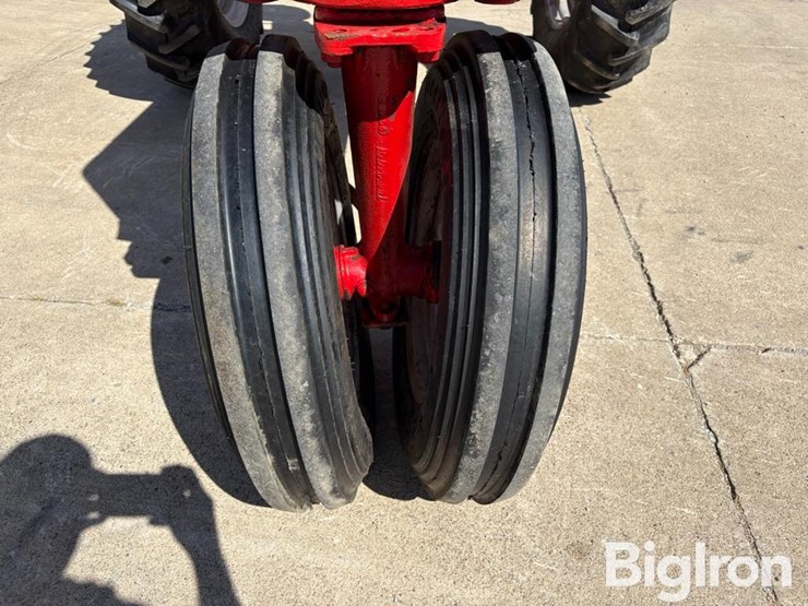 1954-ih-farmall-super-m-ta-2wd-tractor-image-16