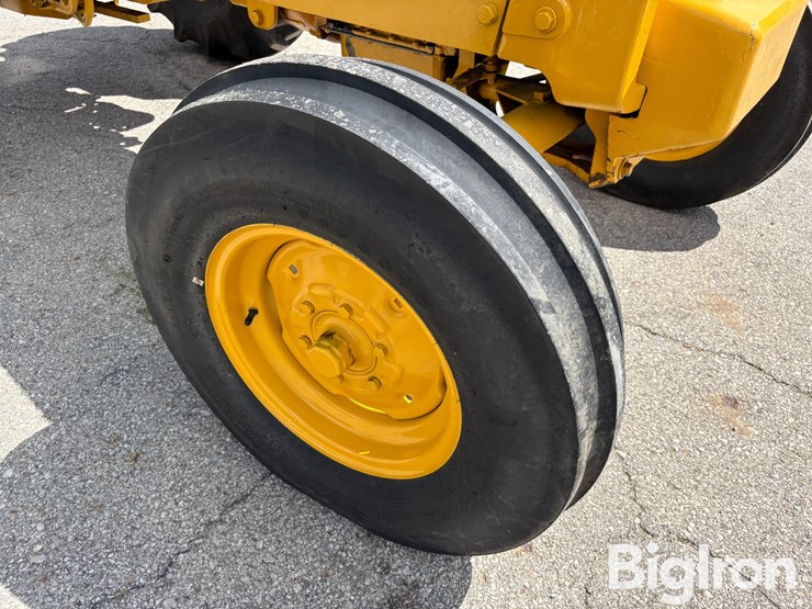 1959-john-deere-440-image-11