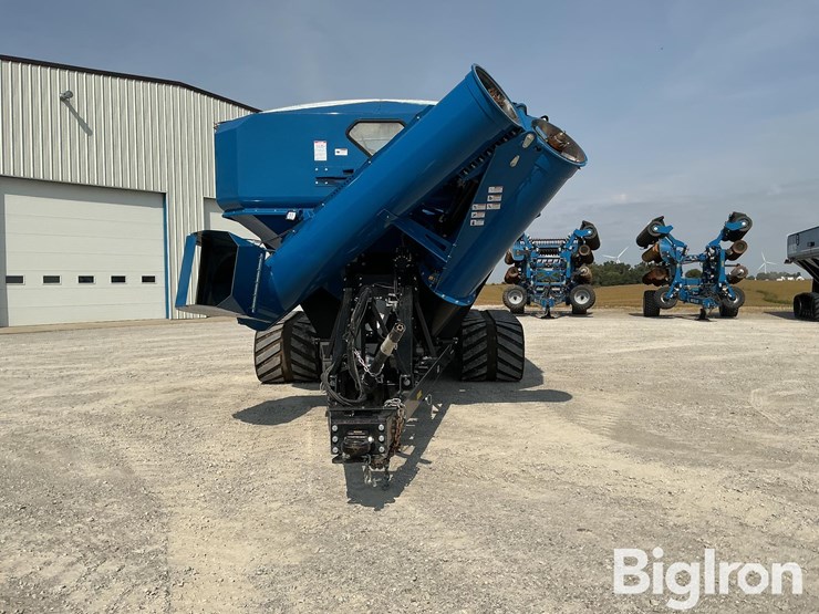 2024-kinze-1421-grain-cart-image-2