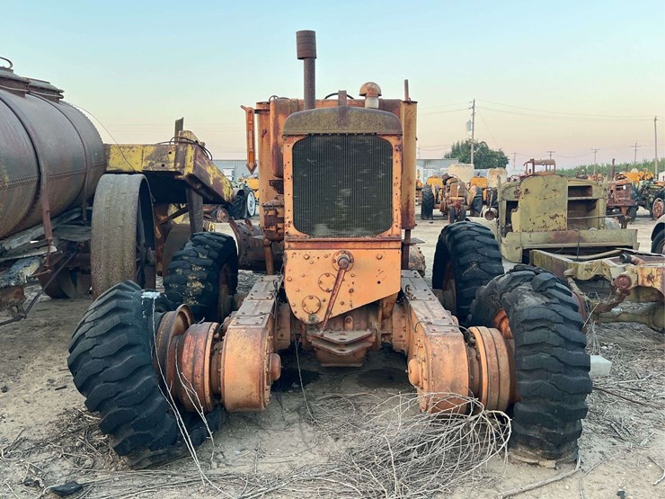 adams-road-grader-image-7