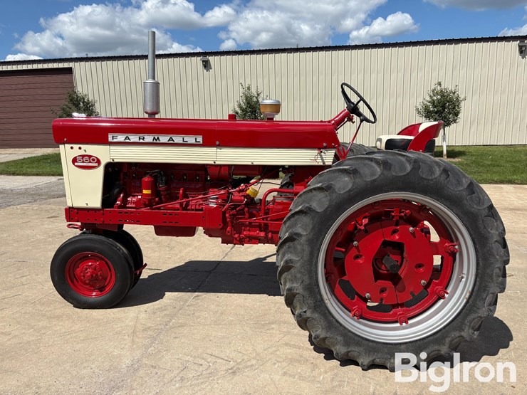 1959-case-ih-560-image-8