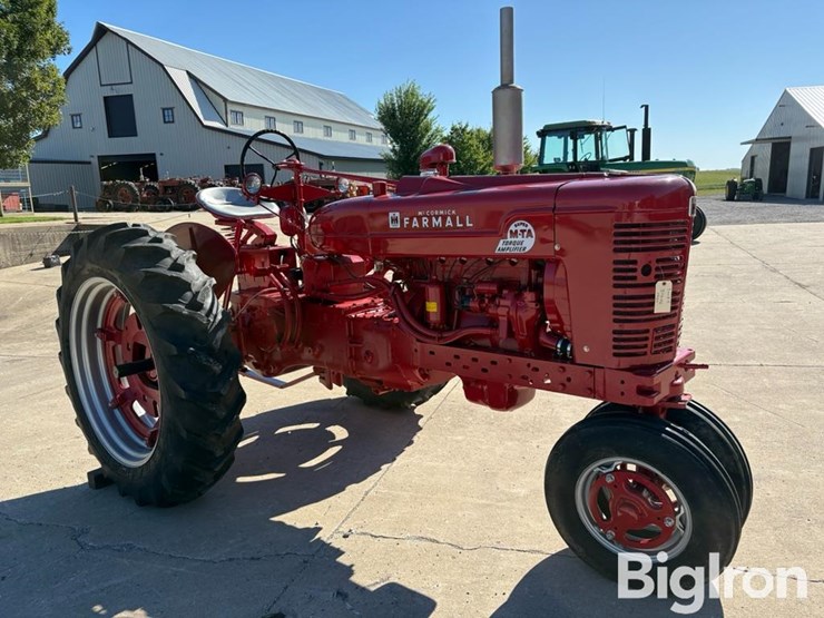 1954-ih-farmall-super-m-ta-2wd-tractor-image-3