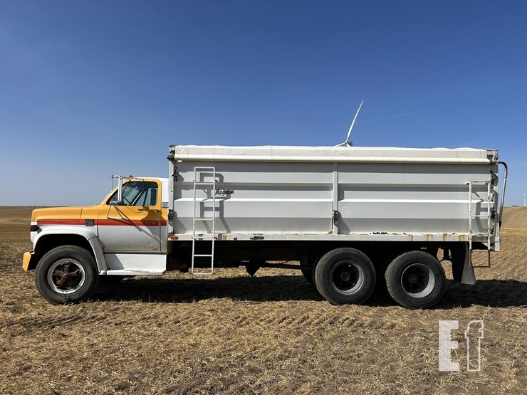 1974-chevrolet-c65-image-12