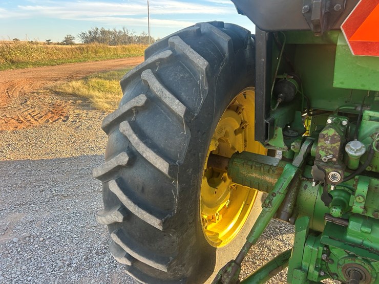 1980-john-deere-4440-image-6
