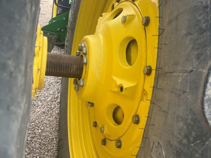 john-deere-8370r-image-29