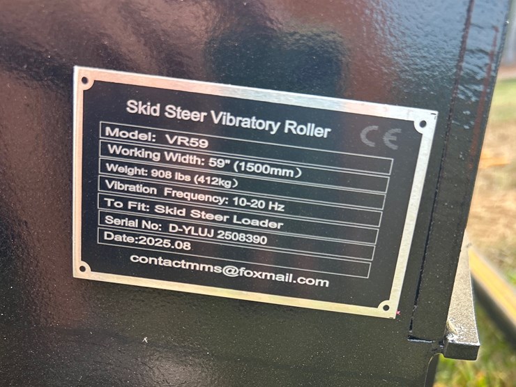 #455-•-quick-attach-vibratory-roller-image-4