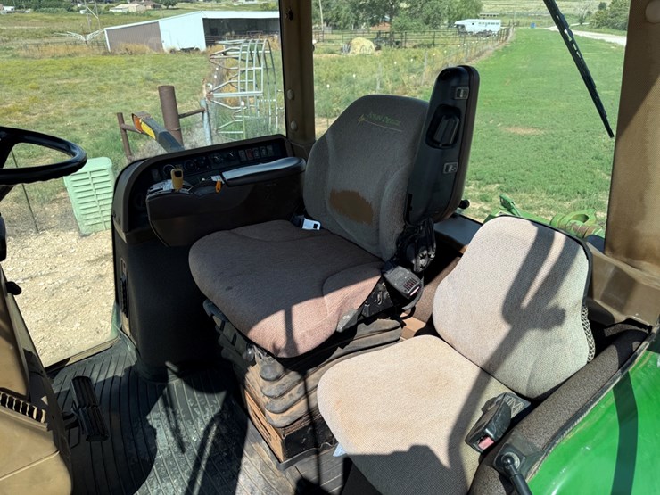 john-deere-8530-image-25