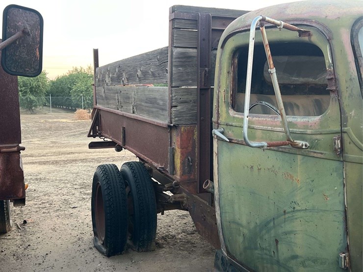 chevrolet-dump-truck-image-5