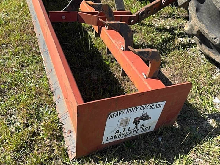 case-970-front-end-loader-&-8-foot-heavy-duty-box-blade-&-hay-spear-image-18