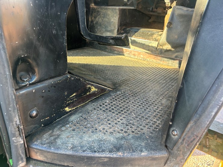 1980-john-deere-4440-image-17