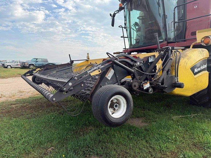 new-holland-pickup-header-image-1