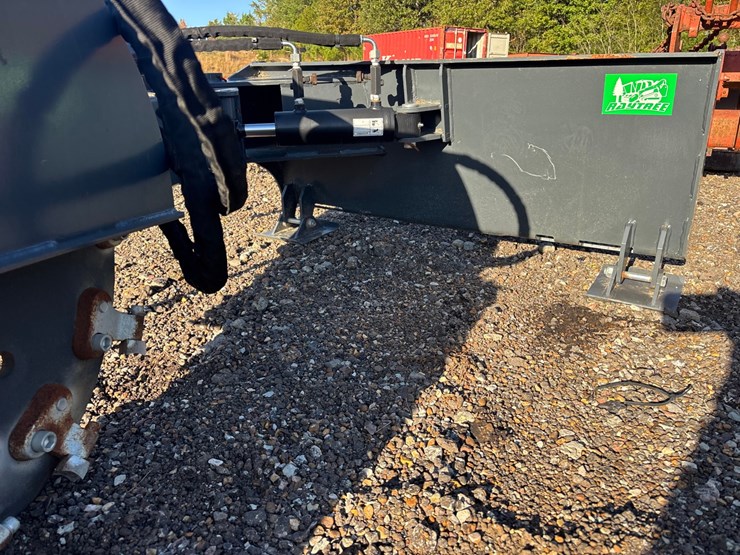 raytree-skid-steer-stump-grinder,-appears-to-be-unused.-image-6