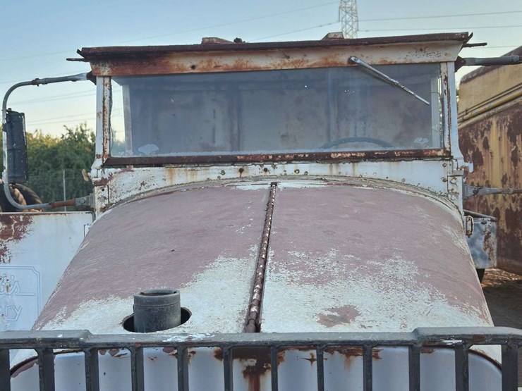 tender-truck-image-9