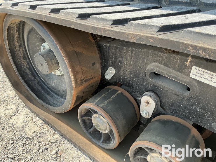 2022-kinze-1321-grain-cart-image-19