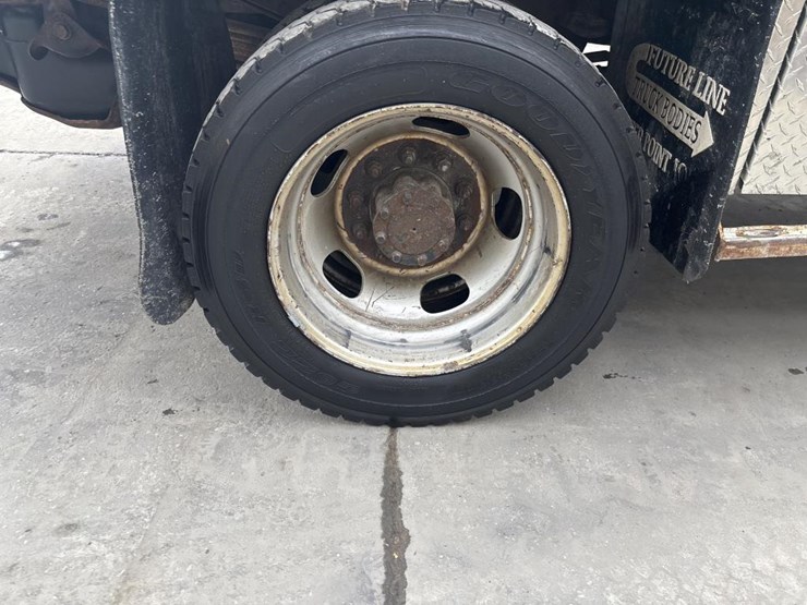 2009-dodge-ram-4500-image-44