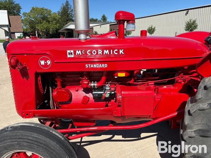 1950-international-w9-image-10