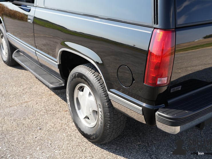 1996-chevrolet-tahoe-image-17