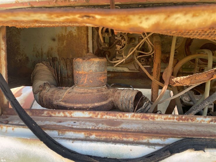 white-3000-truck-image-9