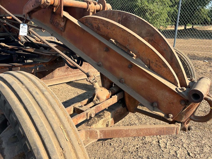 mccormick-road-grader-image-34