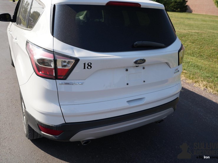 2017-ford-escape-image-18