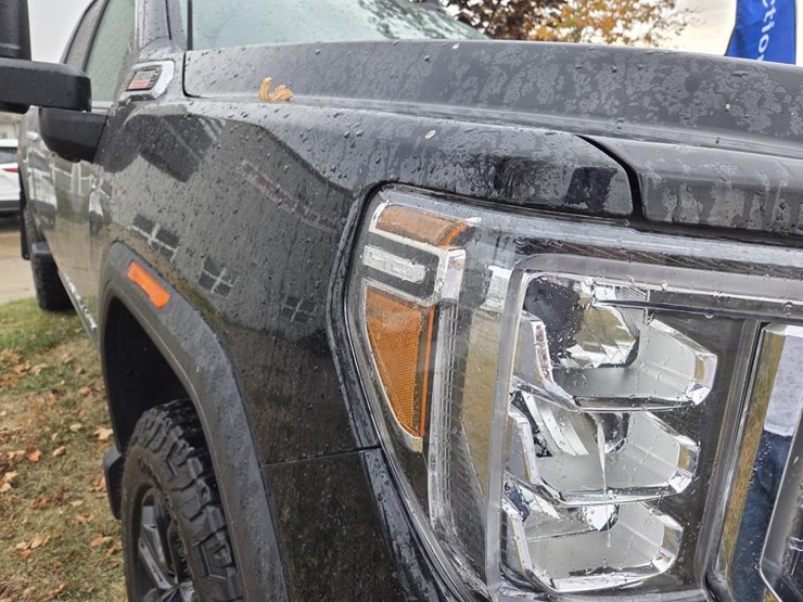 2023-gmc-3500hd-image-12