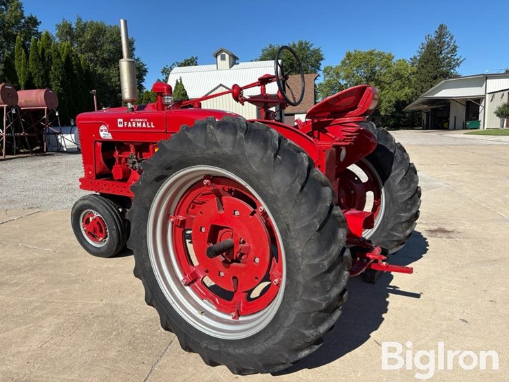 1954-ih-farmall-super-m-ta-2wd-tractor-image-7