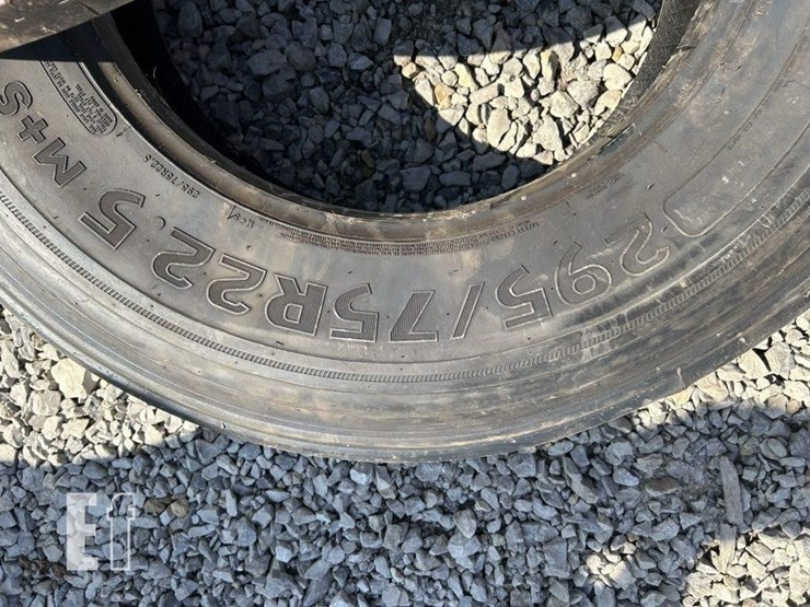 tires-295/75r22.5-image-2