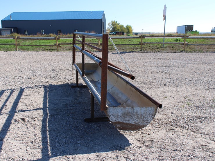 #4097-•-#4097-adjustable-fence-line-bunks-image-2