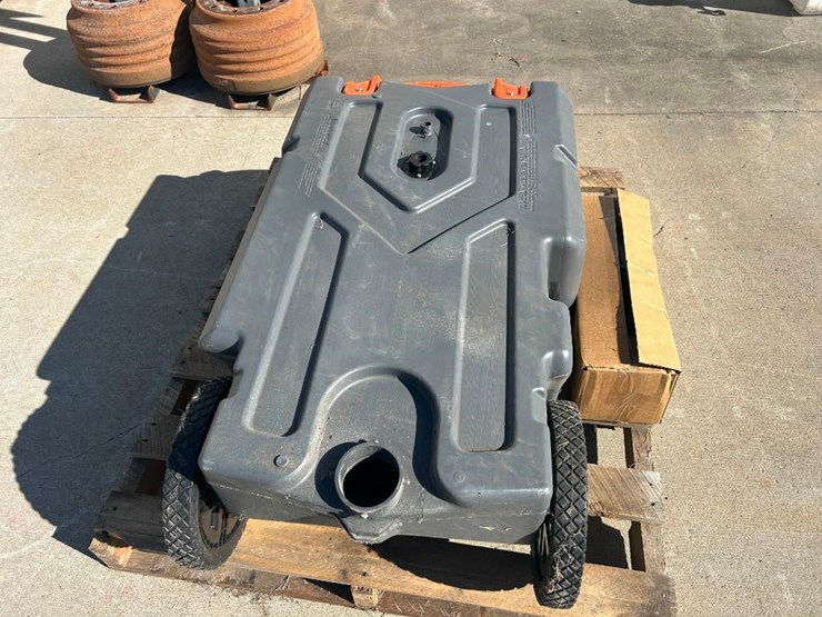 rhino-tote-tank-image-1