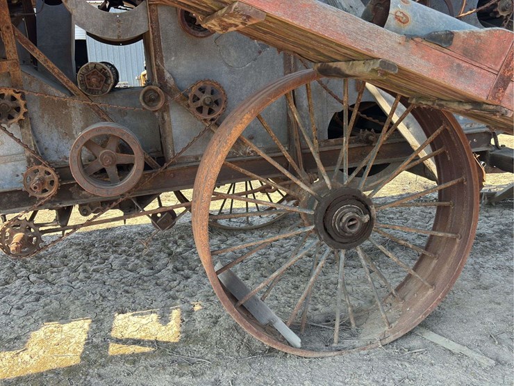 holt-36-combine-harvester-image-37