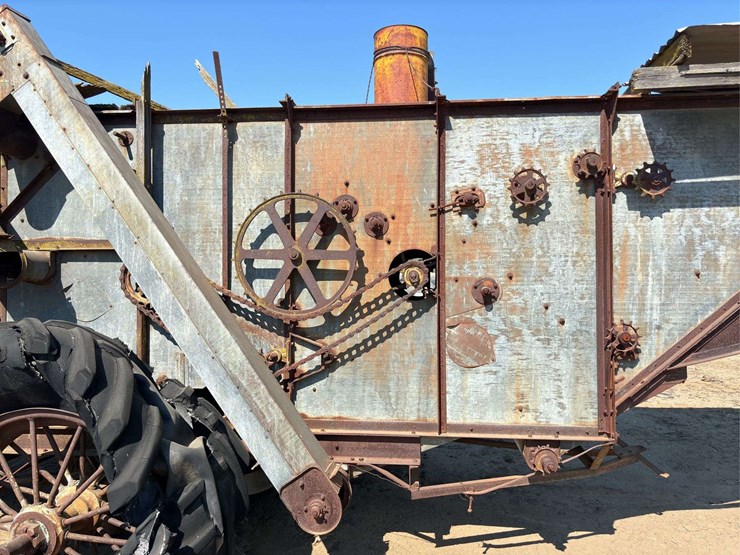 john-deere-pull-type-combine-image-27