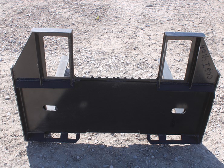 #4084-•-48-inch-skid-steer-quick-attach-frame-with-42-inch-pallet-forks-image-3