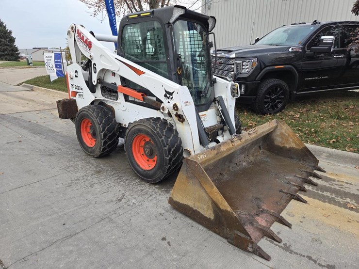 2019-bobcat-s770-image-7
