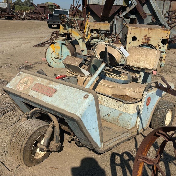 EZ-GO Golf Cart