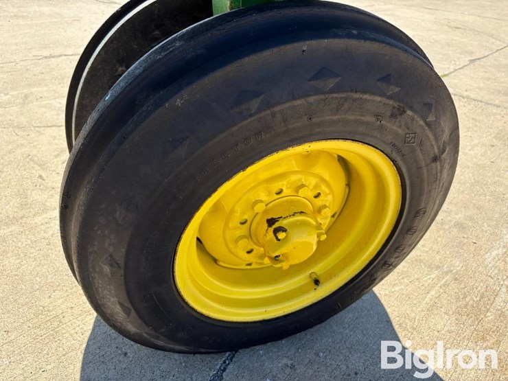 1961-john-deere-3010-image-14