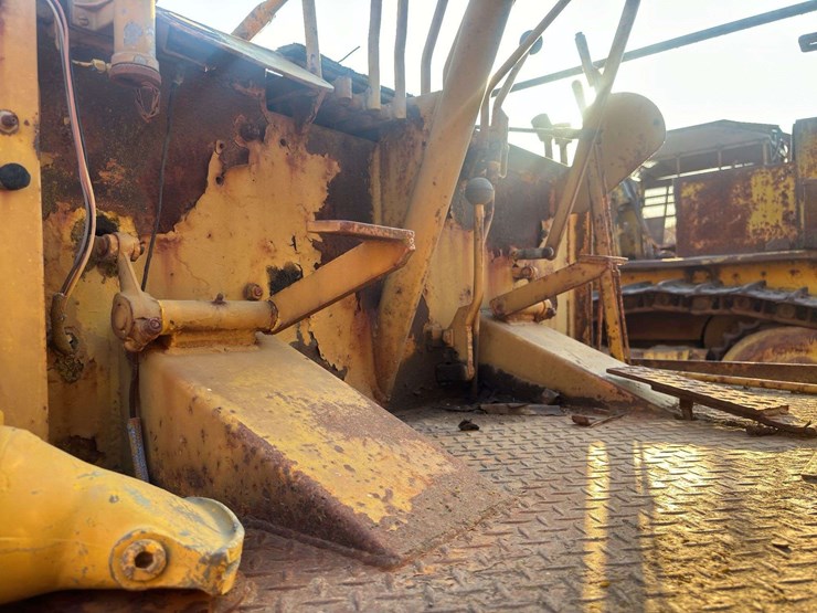 pmco-speedmatic-pm412-road-grader-image-41