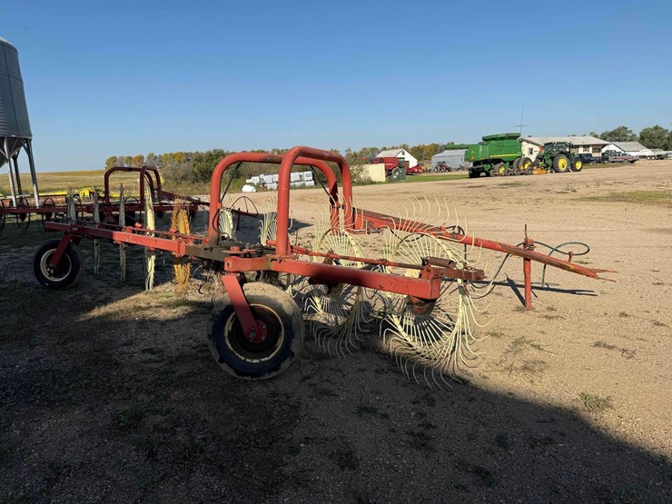 gramip-wheel-rake-image-3