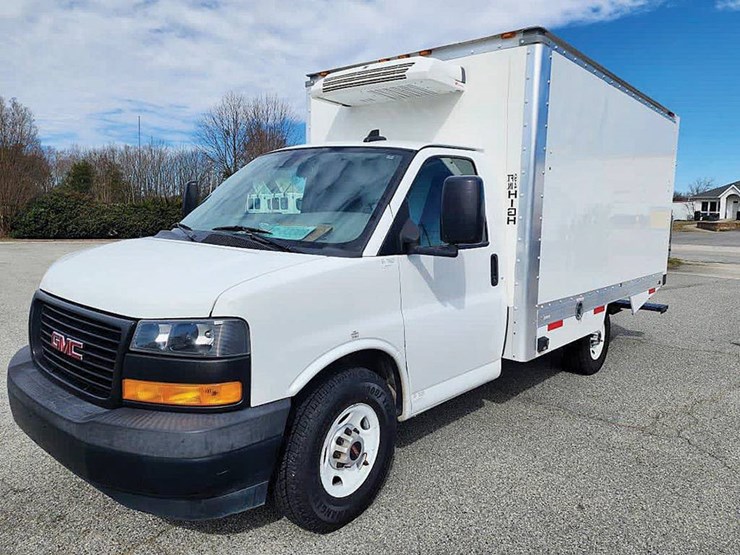 2019-gmc-3500-image-1