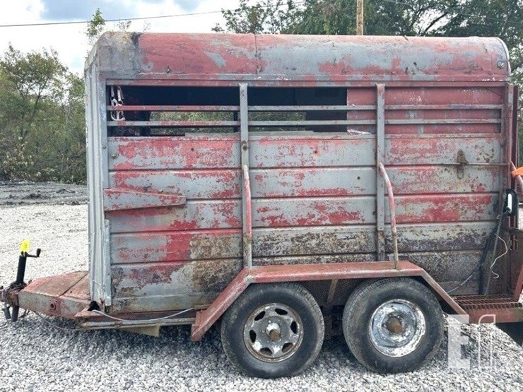 stock-trailer-15'-image-1
