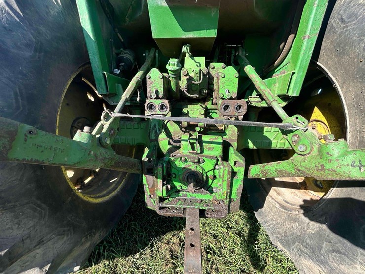 john-deere-4430-image-11