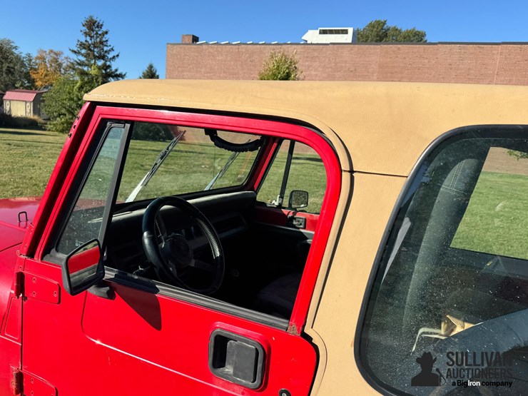 1993-jeep-wrangler-image-16