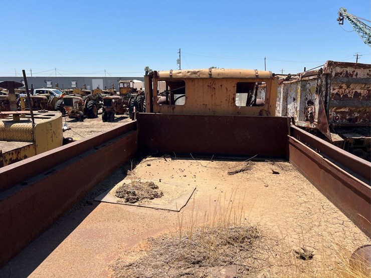 fwd-dump-truck-image-9